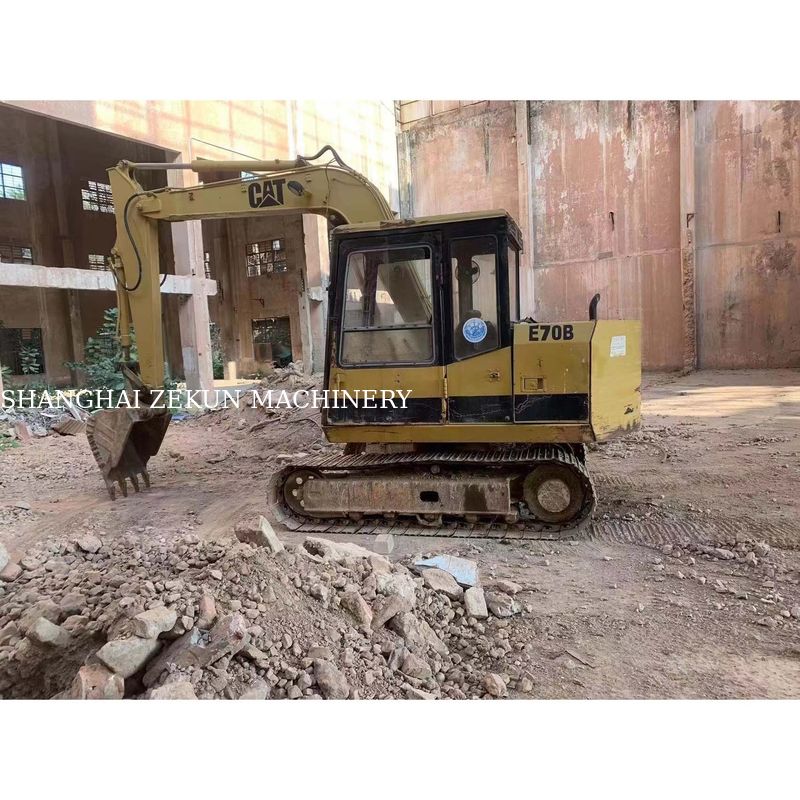 জাপানে ব্যবহৃত CAT E70B এক্সক্যাভেটর মিনি এক্সক্যাভেটর আকার এবং মূল জাপান ইঞ্জিন সহ