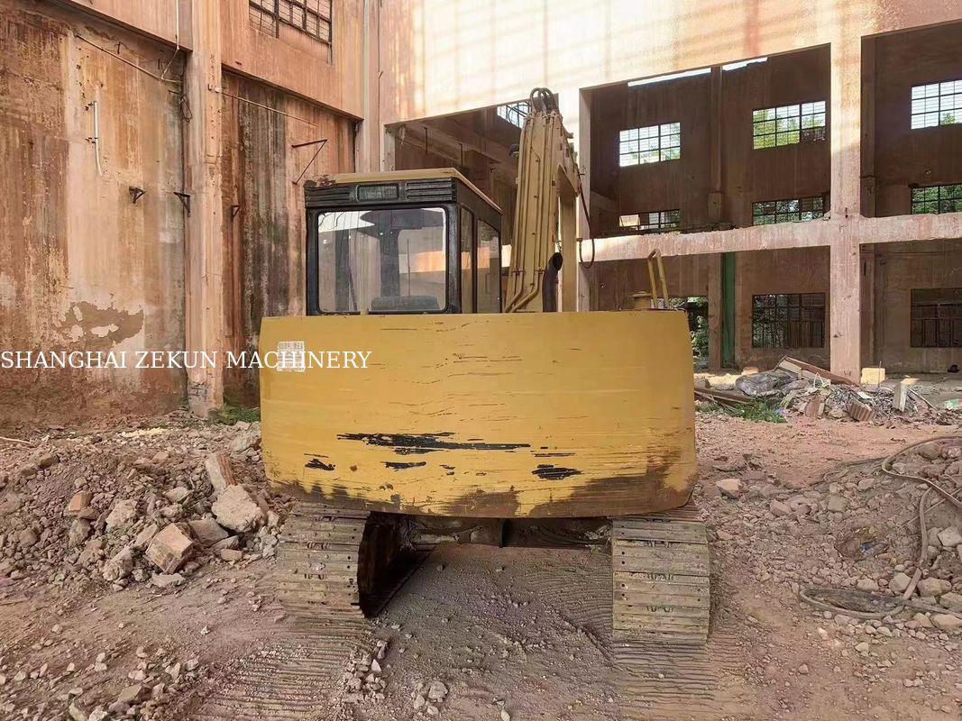 জাপানে ব্যবহৃত CAT E70B এক্সক্যাভেটর মিনি এক্সক্যাভেটর আকার এবং মূল জাপান ইঞ্জিন সহ