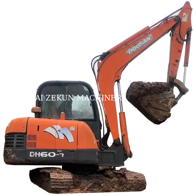 2010 EX60 সেকেন্ড হ্যান্ড মিনি এক্সক্যাভারেটর 38.1kw মূল হাইড্রোলিক ভালভ সহ
