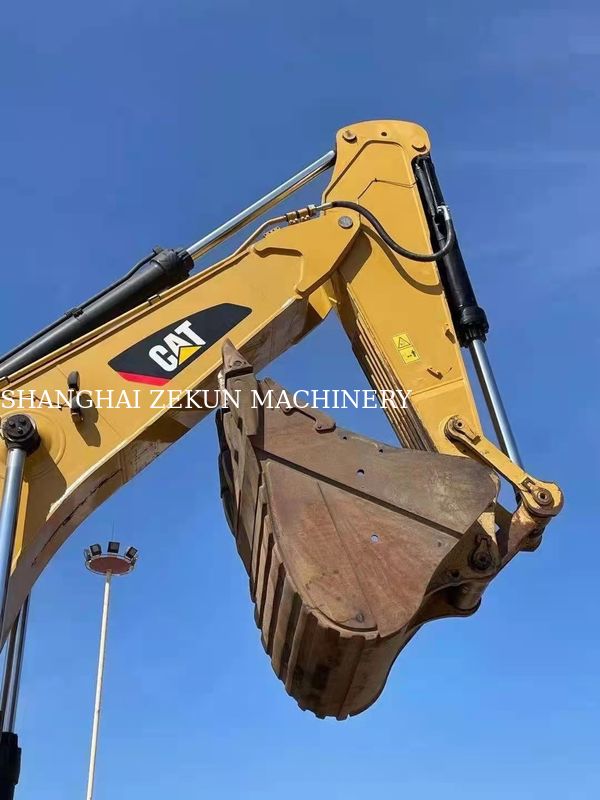 সেকেন্ড হ্যান্ড নির্মাণ সরঞ্জাম Cat 390F ক্রলার এক্সক্যাভেটর Cat ইঞ্জিন 390 KW সহ
