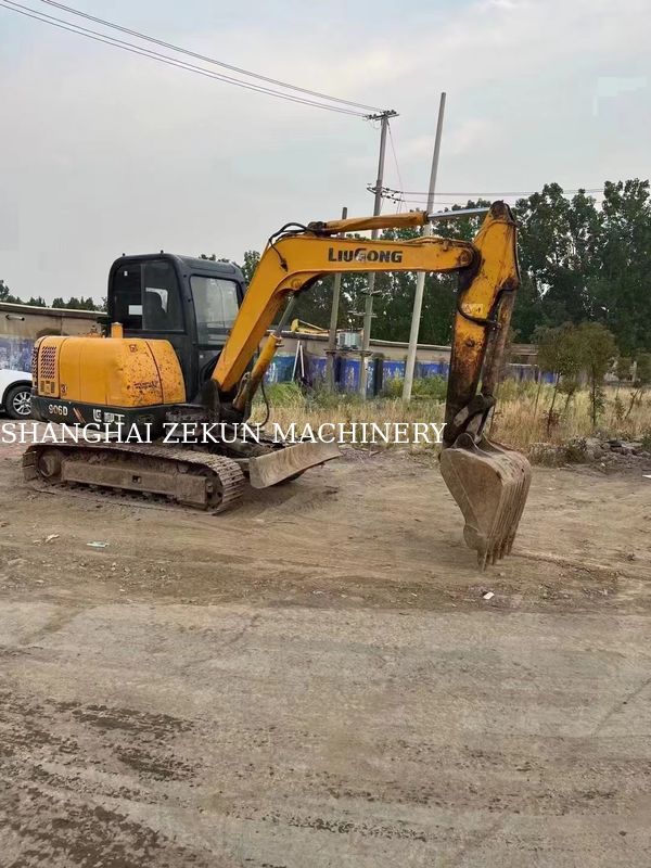 9017F জেডটিএস 1.8 টন মিনি ক্রলার এক্সক্যাভেটর লিউ গং দ্বারা 46.3kW মেশিন ওজন 7500 কেজি
