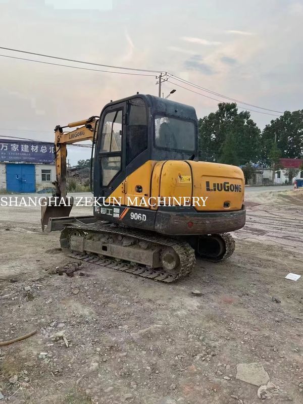 9017F জেডটিএস 1.8 টন মিনি ক্রলার এক্সক্যাভেটর লিউ গং দ্বারা 46.3kW মেশিন ওজন 7500 কেজি