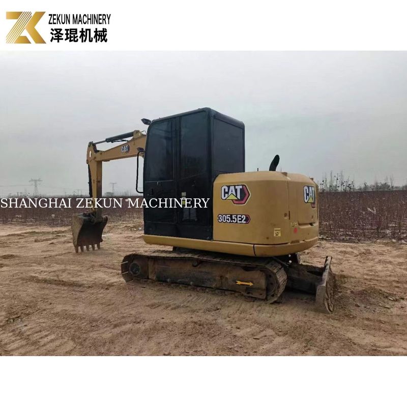 CAT 305.5E2 ক্যাটরপিলারের হাইড্রোলিক থাম্ব সহ 5.5 টন ব্যবহার করা ক্রলার এক্সক্যাভেটর