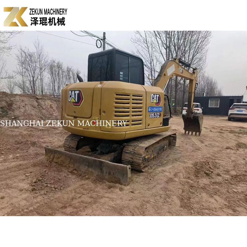CAT 305.5E2 ক্যাটরপিলারের হাইড্রোলিক থাম্ব সহ 5.5 টন ব্যবহার করা ক্রলার এক্সক্যাভেটর