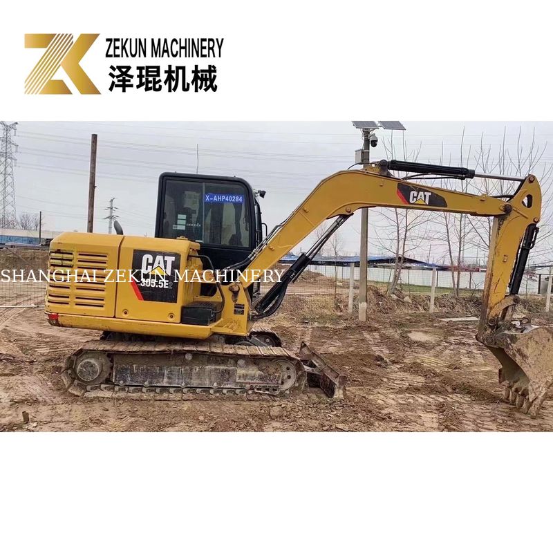 ব্যবহৃত CAT 305.5E2 মিনি এক্সক্যাভেটর ট্র্যাক 305.5 5380 কেজি মেশিন ওজন 32KW শক্তি