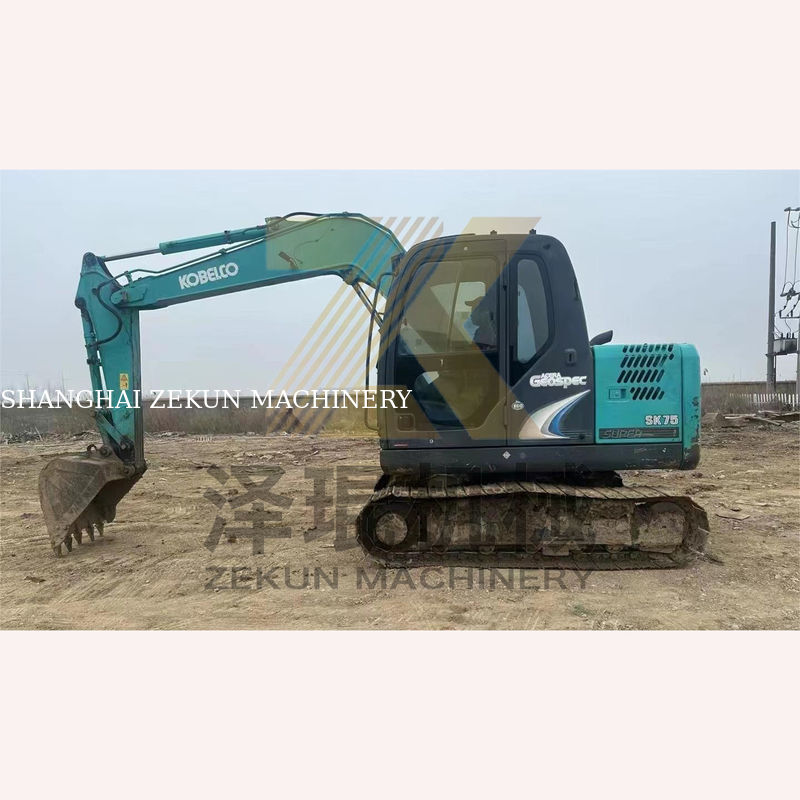 0.4m3 বালতি ধারণক্ষমতা 2017 ব্যবহৃত কোবেলকো 907 E307D Sk75 Sk75-11 সাংহাইতে খননকারী