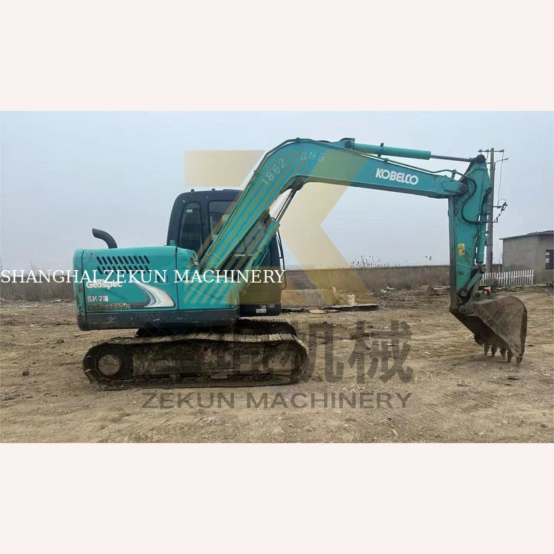 0.4m3 বালতি ধারণক্ষমতা 2017 ব্যবহৃত কোবেলকো 907 E307D Sk75 Sk75-11 সাংহাইতে খননকারী