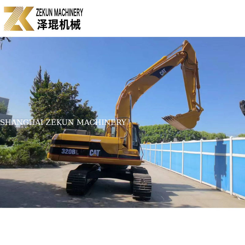 ব্যবহৃত Cat 320 BL Excavator with 0.92 m3 Bucket Capacity and 2001-4000 Working Hours (২০০১-৪০০০ কাজের ঘন্টা)