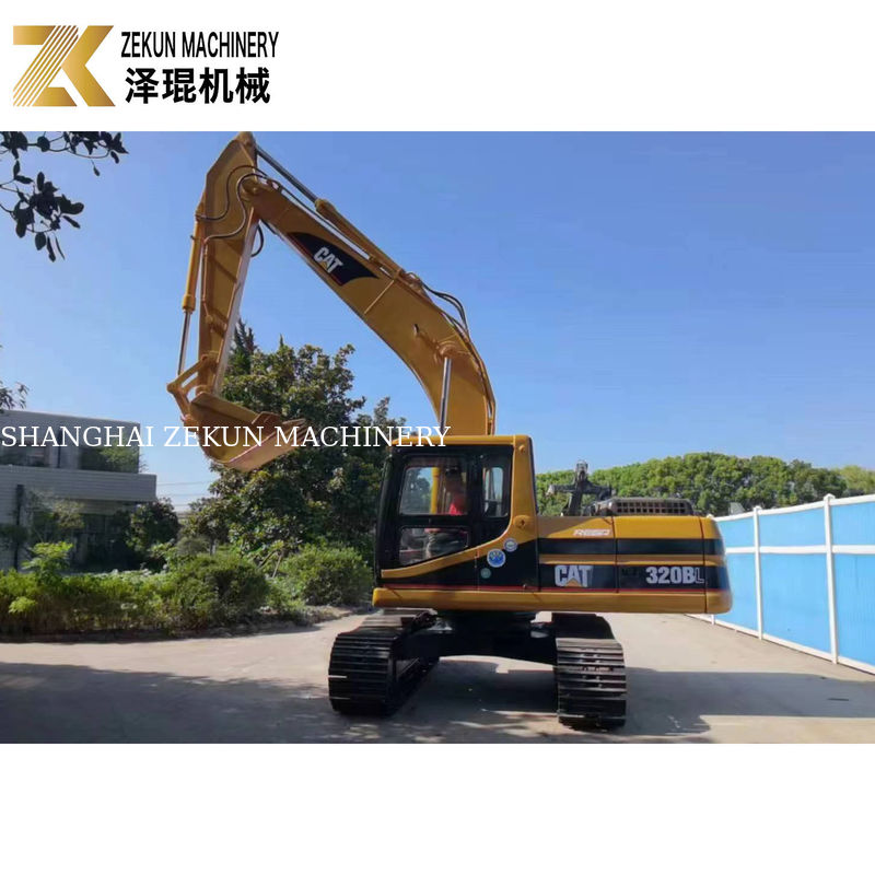ব্যবহৃত Cat 320 BL Excavator with 0.92 m3 Bucket Capacity and 2001-4000 Working Hours (২০০১-৪০০০ কাজের ঘন্টা)
