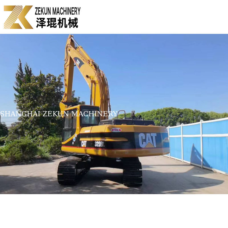 ব্যবহৃত Cat 320 BL Excavator with 0.92 m3 Bucket Capacity and 2001-4000 Working Hours (২০০১-৪০০০ কাজের ঘন্টা)
