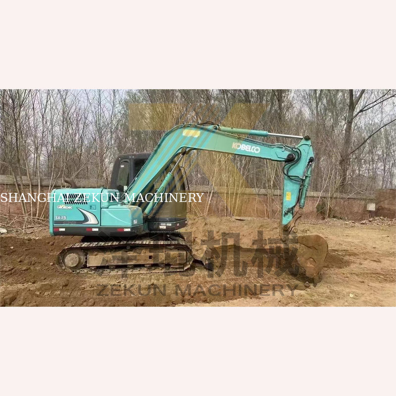 4001-6000 কাজের ঘন্টা ব্যবহৃত Kobelco SK75-8 SR এক্সক্যাভেটর জন্য সাংহাই নিলামে
