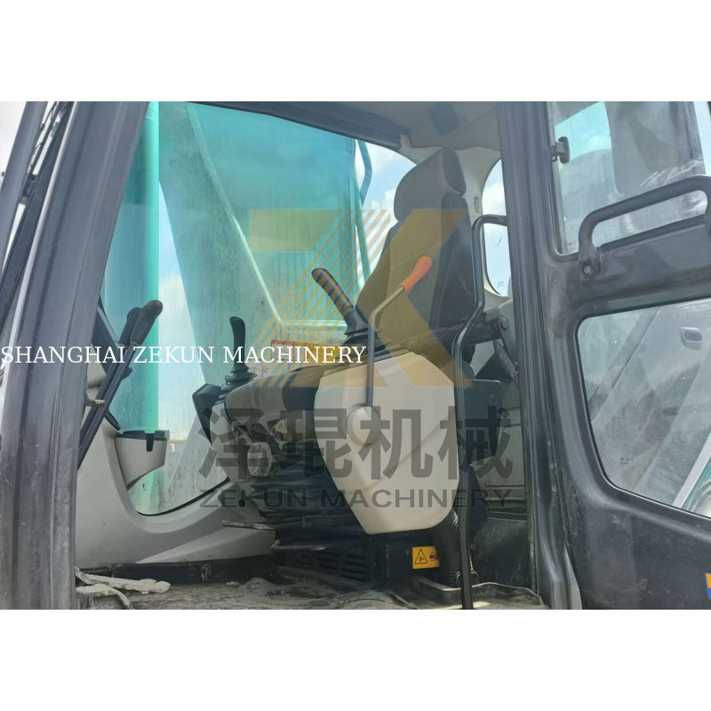 ভালো অবস্থায় কোবেলকো এসকে৩৫০এলসি ৮ ১.৬ মি৩ বালতি ধারণক্ষমতা এবং হিনো ইঞ্জিন সহ খননকারী