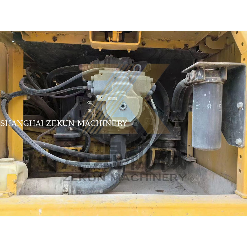ব্যবহৃত কমাতসু PC360-8M0 Excavator 1.8m3 Bucket 5300 Hours বিক্রয়ের জন্য