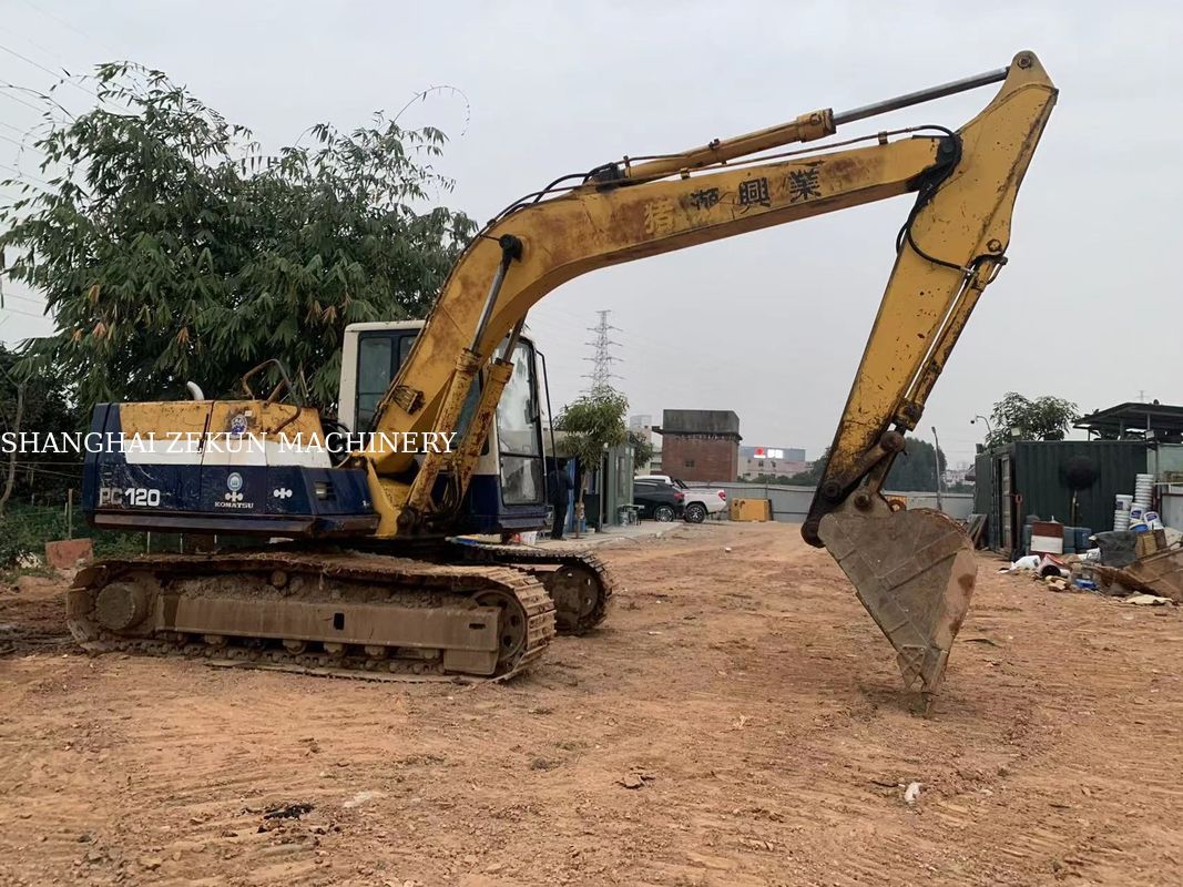 কোমাটসু পিসি১২০-৫ পিসি১২০ ৬৪ কিলোওয়াট শক্তি এবং জাপানে ২০০০ বছরের দামের সাথে খননকারী