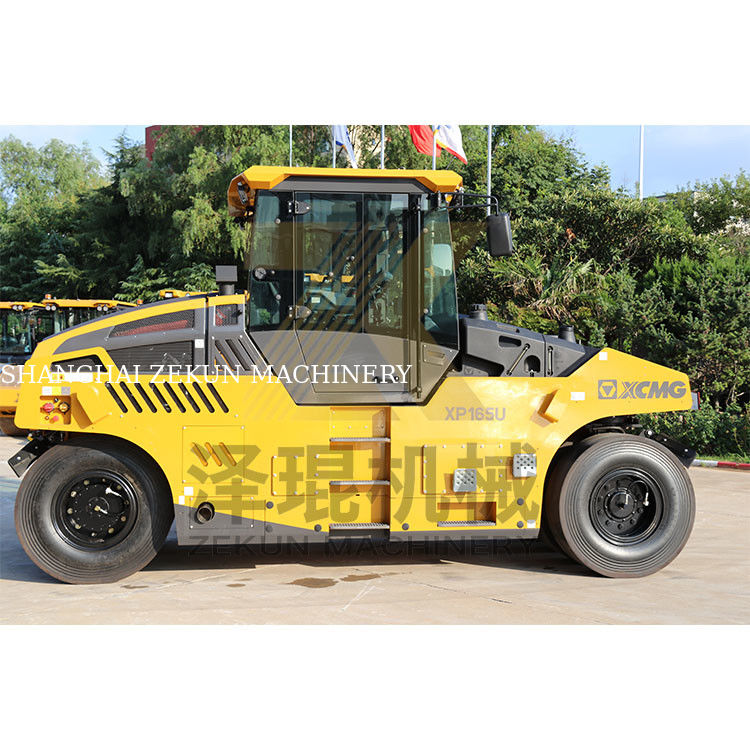 8.5ton XCMG XP165U টায়ার রোলার ইইউ স্টেজ V সড়ক নির্মাণ সরঞ্জাম