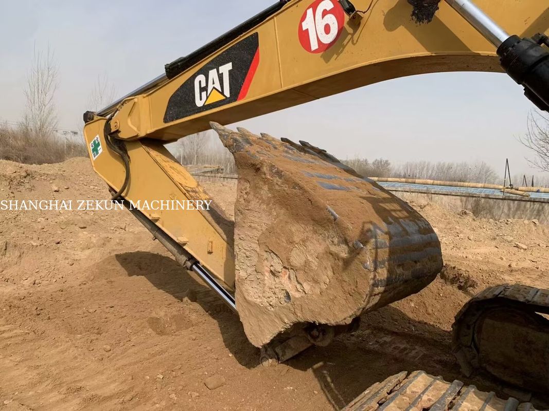 বহুমুখী 2020 Cat 323D2 Excavator 23 Ton 4877 ঘন্টা বিভিন্ন অ্যাপ্লিকেশনের জন্য