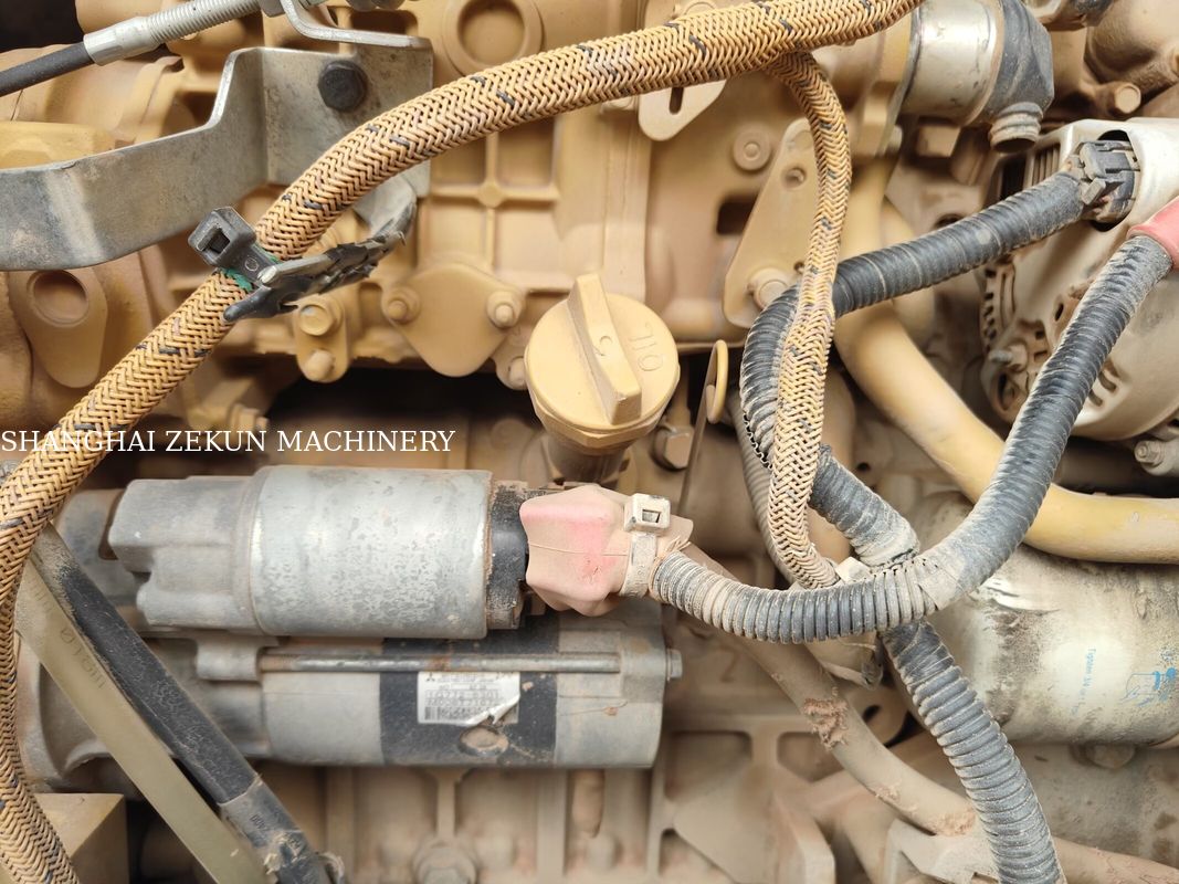 2019 CAT 307E2 এক্সক্যাভেটর যার সর্বোচ্চ স্পর্শ স্থল স্তরে 400 মিমি এবং জ্বালানী ট্যাঙ্কের ধারণক্ষমতা 135 লিটার