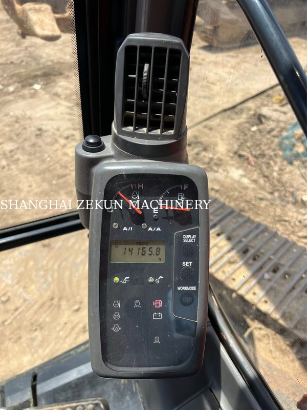 হিটাচি জেডএক্স১২০-৬ এক্সক্যাভেটর ব্যবসায়িক প্রয়োজনের জন্য ১৪১৬৫ ঘন্টা জ্বালানী ট্যাঙ্ক ক্ষমতা ২৪০ লিটার হাইড্রোলিক চাপ ৩৪.৩ এমপিএ