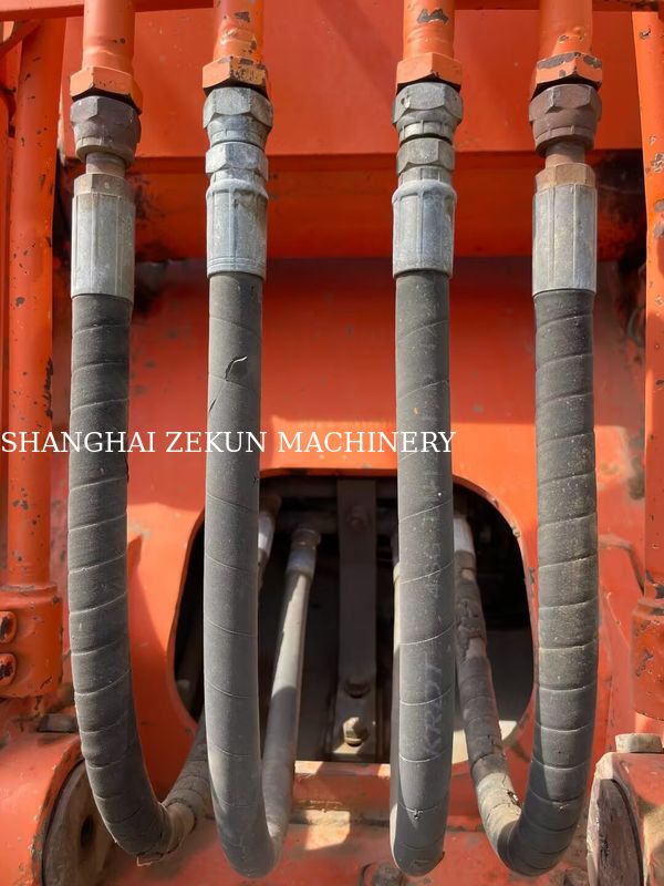 হিটাচি জেডএক্স১২০-৬ এক্সক্যাভেটর ২.৫ মিটার আর্ম লম্বা এবং ২১০ মিমি সর্বোচ্চ ডাম্পিং উচ্চতা ১১১৫৮ ঘন্টা ব্যবহার করা হয়