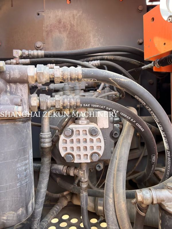 ব্যবহৃত হিটাচি ZX130-6 Excavator 11053hrs সঙ্গে 4.6m বুম দৈর্ঘ্য 34.3 এমপিএ জলবাহী চাপ
