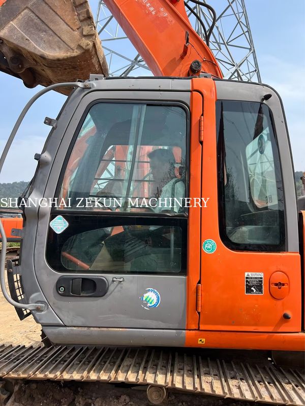 ব্যবহৃত হিটাচি ZX130-6 Excavator 11053hrs সঙ্গে 4.6m বুম দৈর্ঘ্য 34.3 এমপিএ জলবাহী চাপ