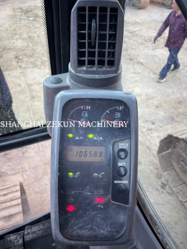 হিটাচি ZX200-3G খননকারী ১০658 ঘন্টা, বাহুর দৈর্ঘ্য ২.৯৪ মিটার, সর্বোচ্চ খনন উচ্চতা ৬২০ মিমি