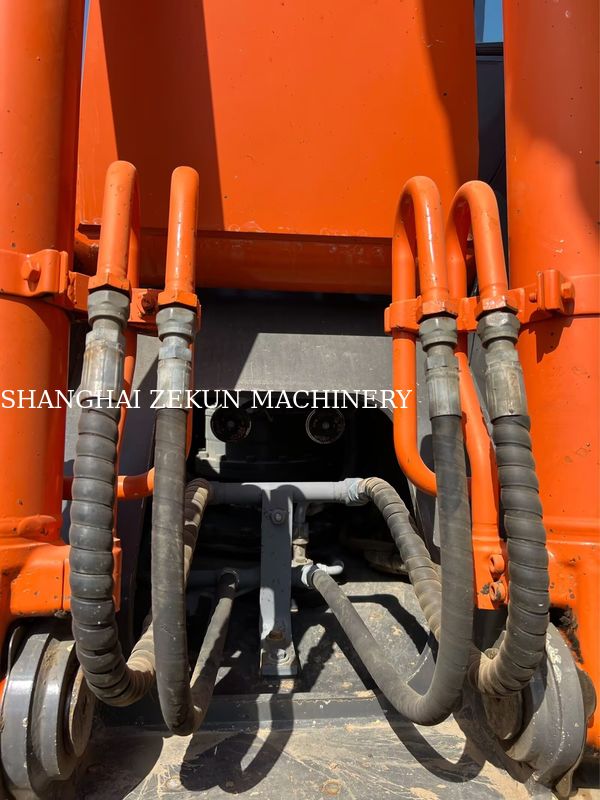 হিটাচি ZX200-3G খননকারী, ১২০৮১ ঘণ্টা, ভ্রমণের গতি ৩.৫ / ৫.৫ কিমি/ঘণ্টা, কেবিন বৈশিষ্ট্য মাল্টিফাংশন ডিসপ্লে